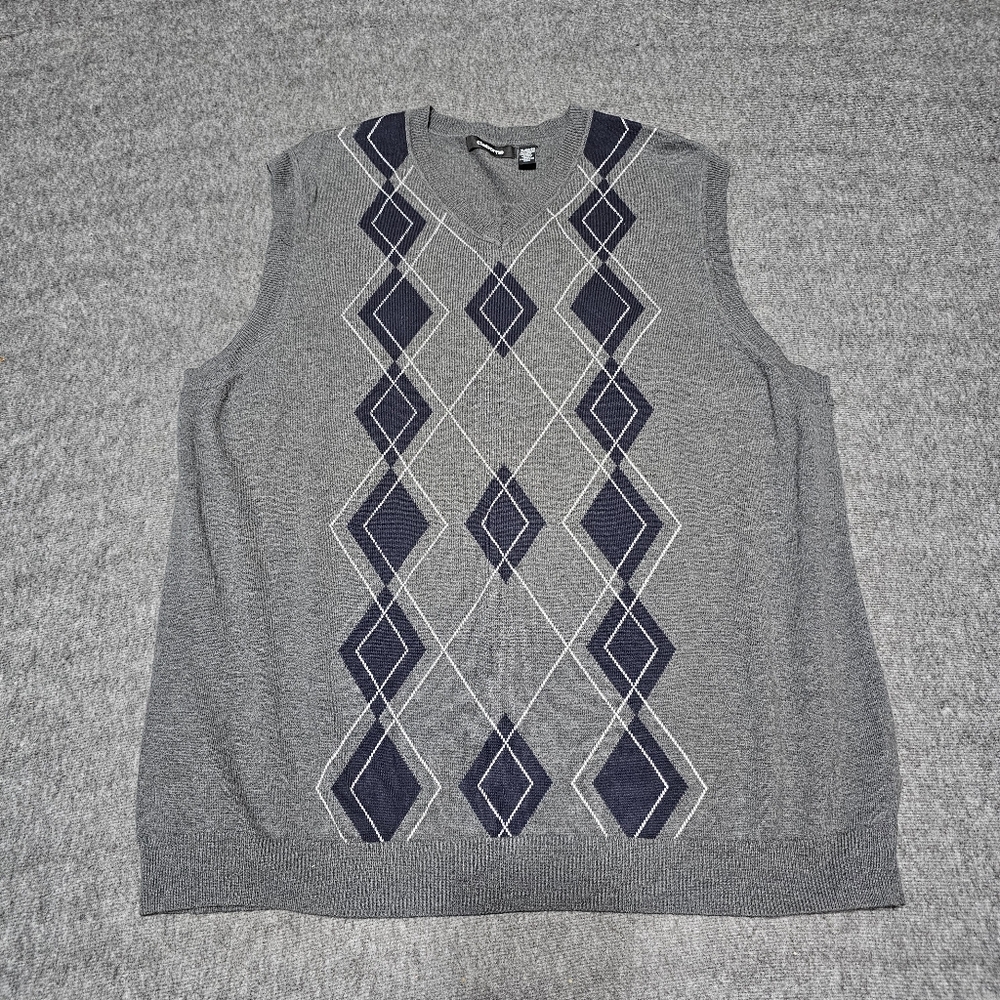 Claiborne Gray Argyle Sweater Vest XL